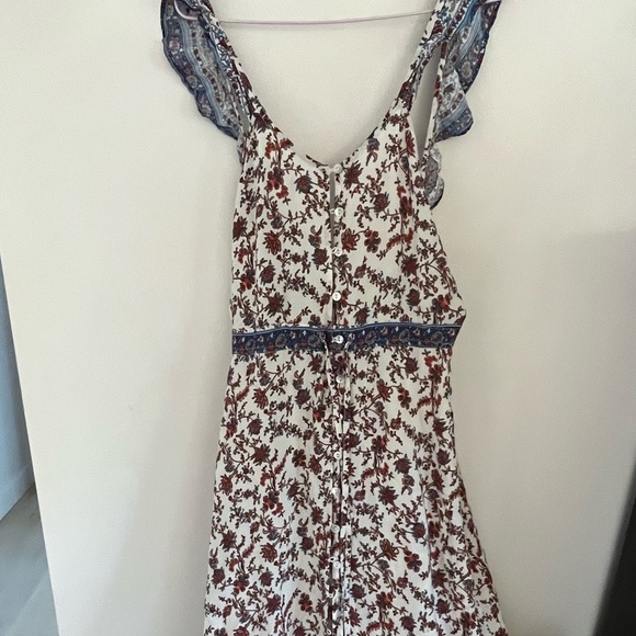 Gorgeous ultra long rayon low back maxi. - Picture 3 of 5